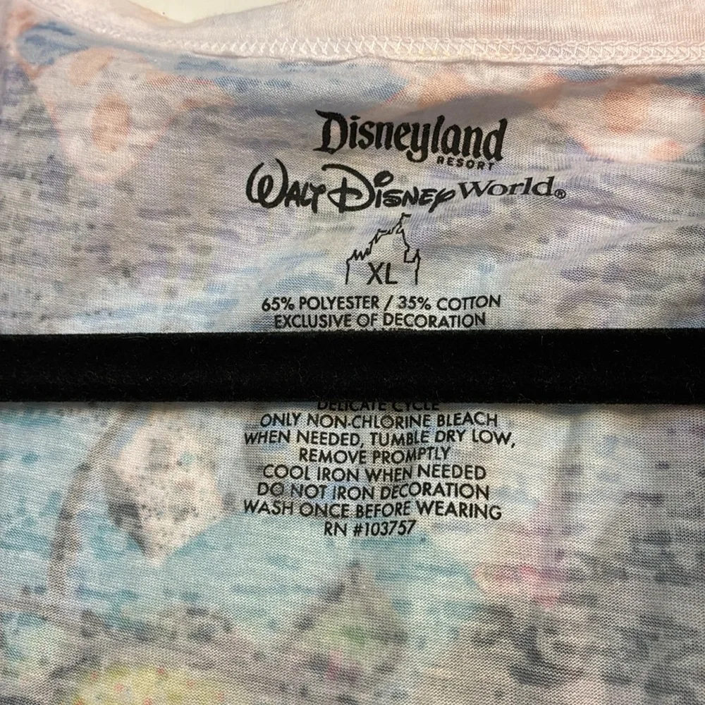 NWOT Disney “Alice in Wonderland” Sequin Graphic Tee - Picture 3 of 5